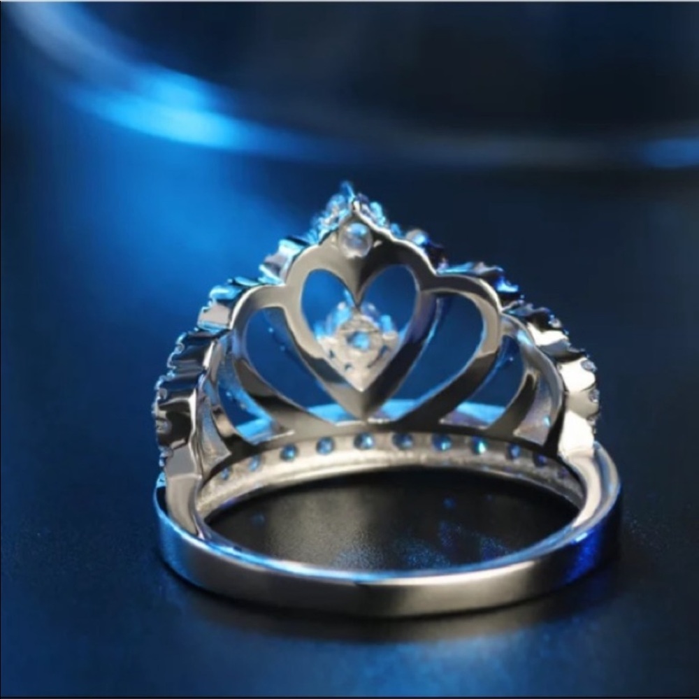 New 925 Silver Romantic Heart Crown Diamond Ring - Picture 4 of 6